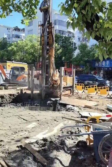 迎江区岩石井